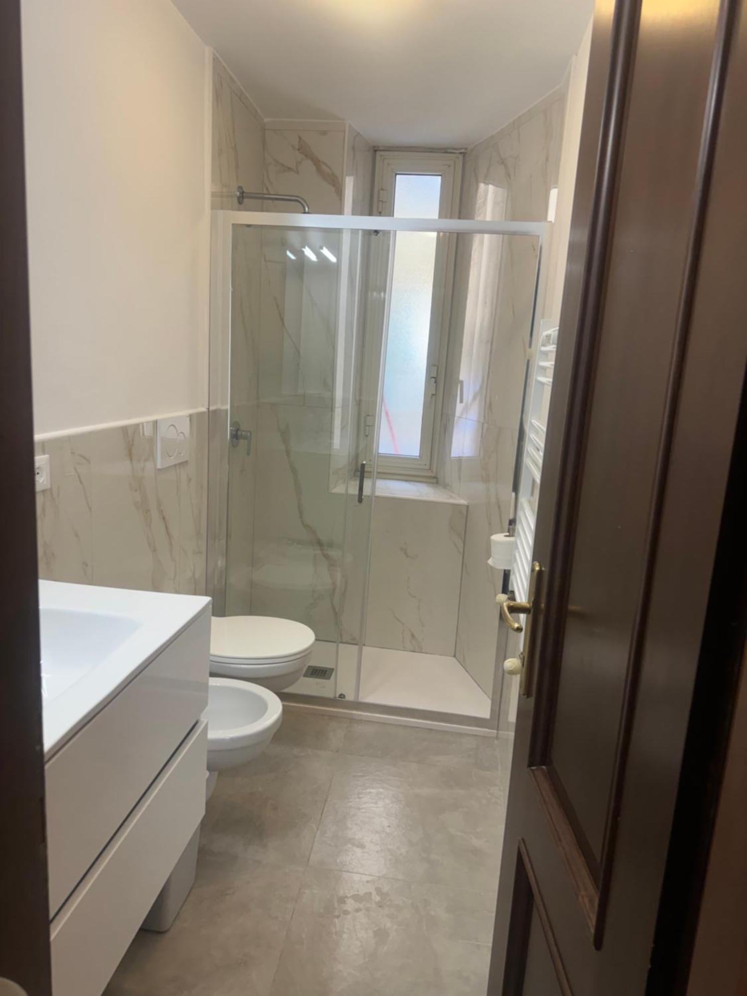 Appartamento Larisarooms Рим Экстерьер фото